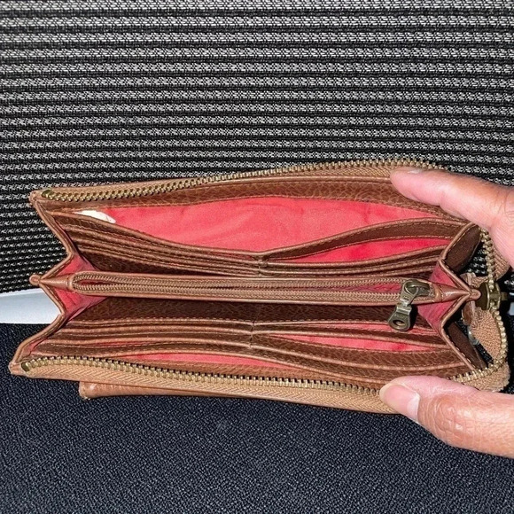 Matt & Nat Wallet  Brown - Picture 3 of 4